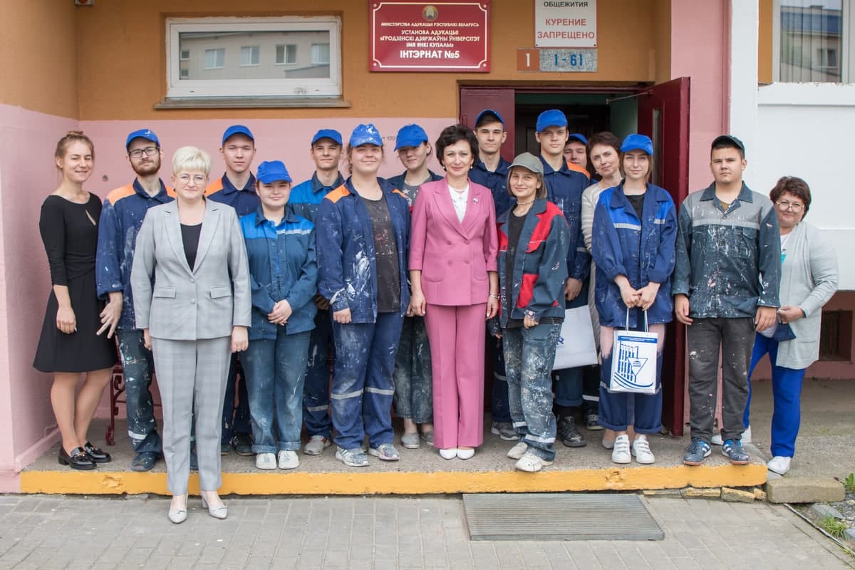 Рэктар ГрДУ імя Янкі Купалы Ірына Кітурка наведала інтэрнаты ўніверсітэта (ДАПОЎНЕНА)