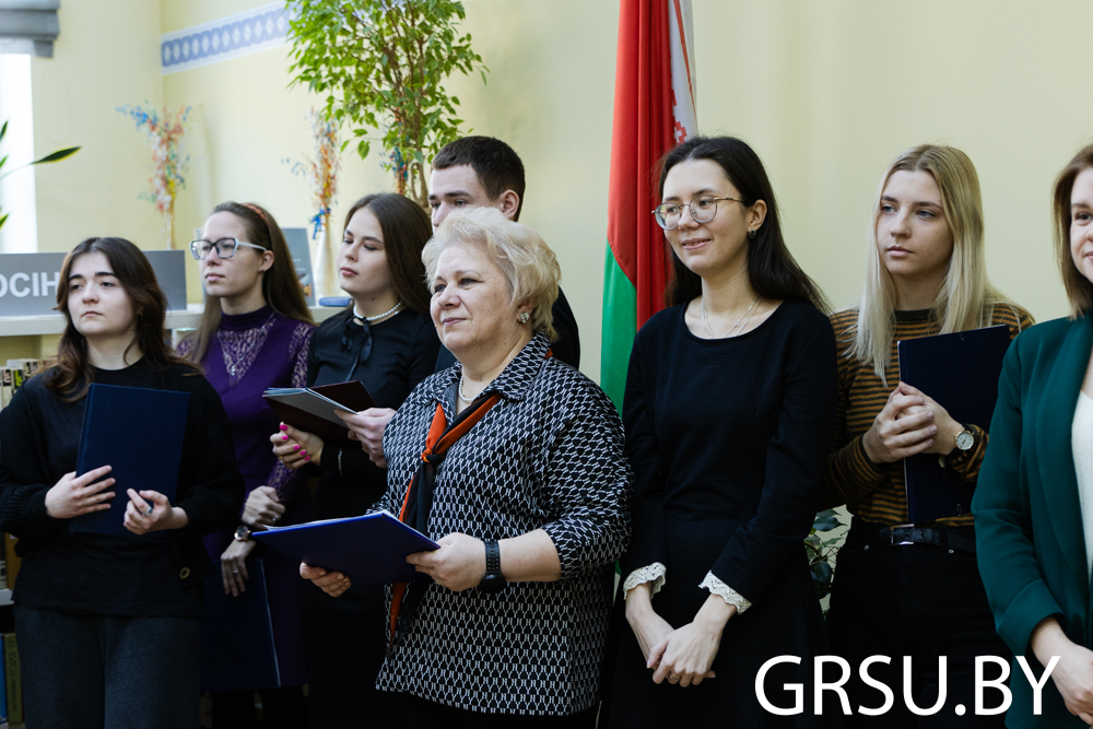 Паэзія, якая аб’ядноўвае: паэтычны вернісаж «Табе, Alma Mater, я песню складаю»